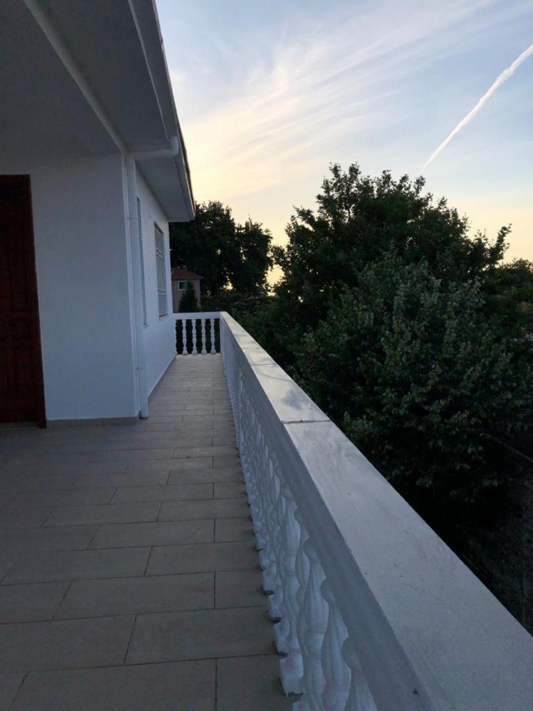 Hotel Shkodra Lake Shiroka Luaran gambar