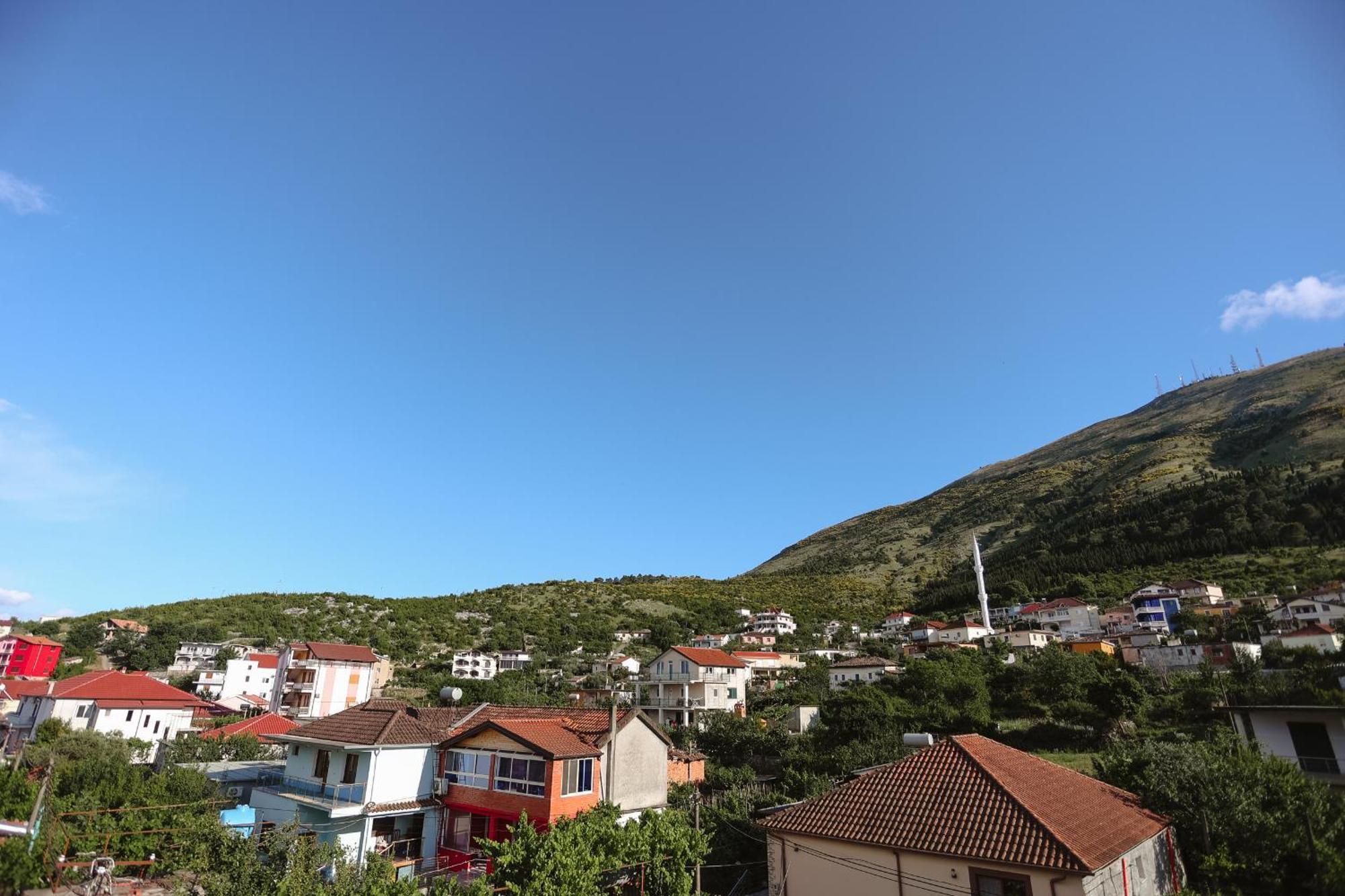 Hotel Shkodra Lake Shiroka Luaran gambar